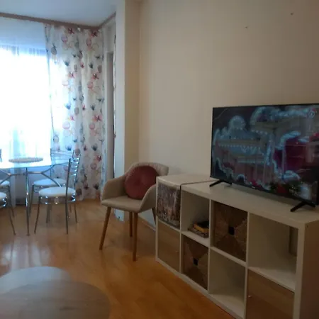Apartment To Four+2 Predela 1 *