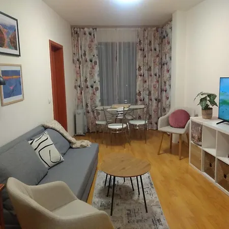 Apartment To Four+2 Predela 1 *