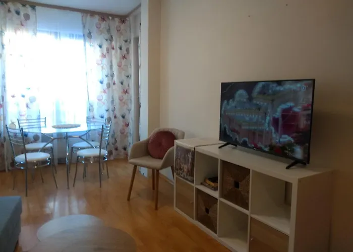 Apartment To Four+2 Predela 1 *